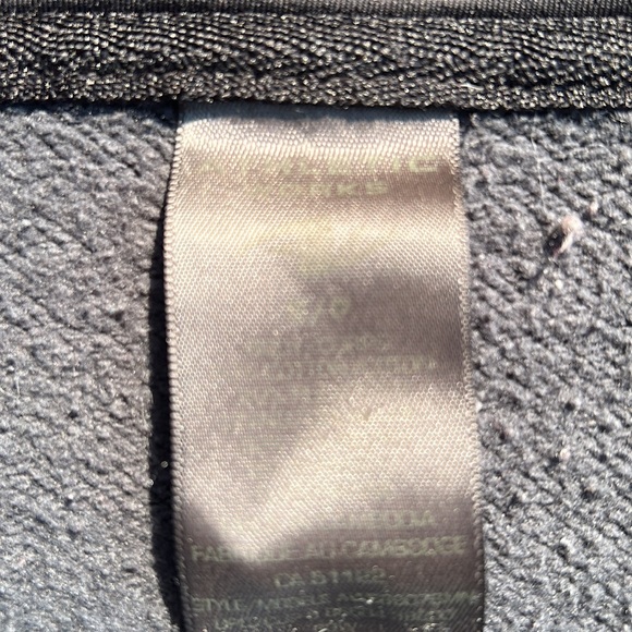 Veste noir and grey - Picture 2 of 3